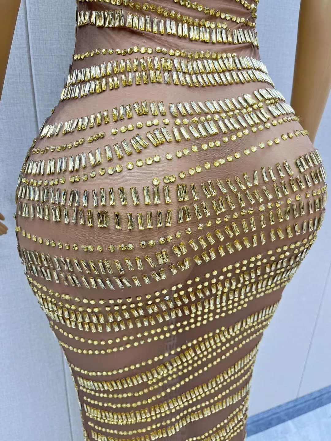 Robe de soirée sexy et luxueuse 3