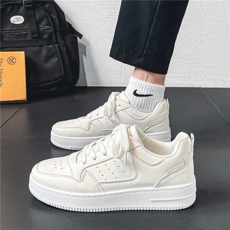 Spring New Breathable White Sneakers for Students, Fashionable and Versatile Chunky Sole Casual Athletic Shoes for Teens, Low-Top Skate Style