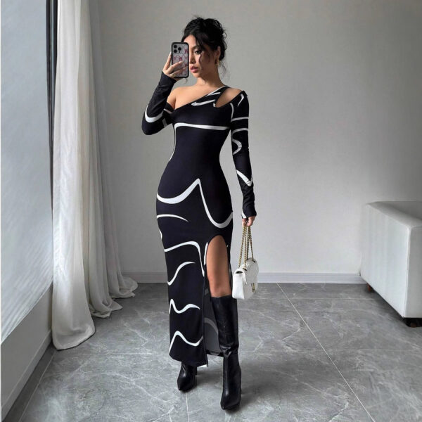 Off shoulder slim fit graffiti print asymmetric long sleeved slit dress