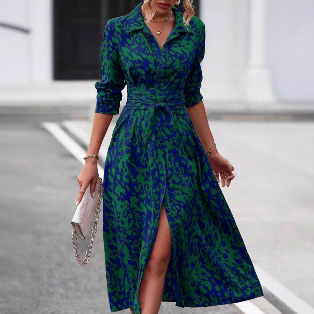 Robe style chemise avec col,